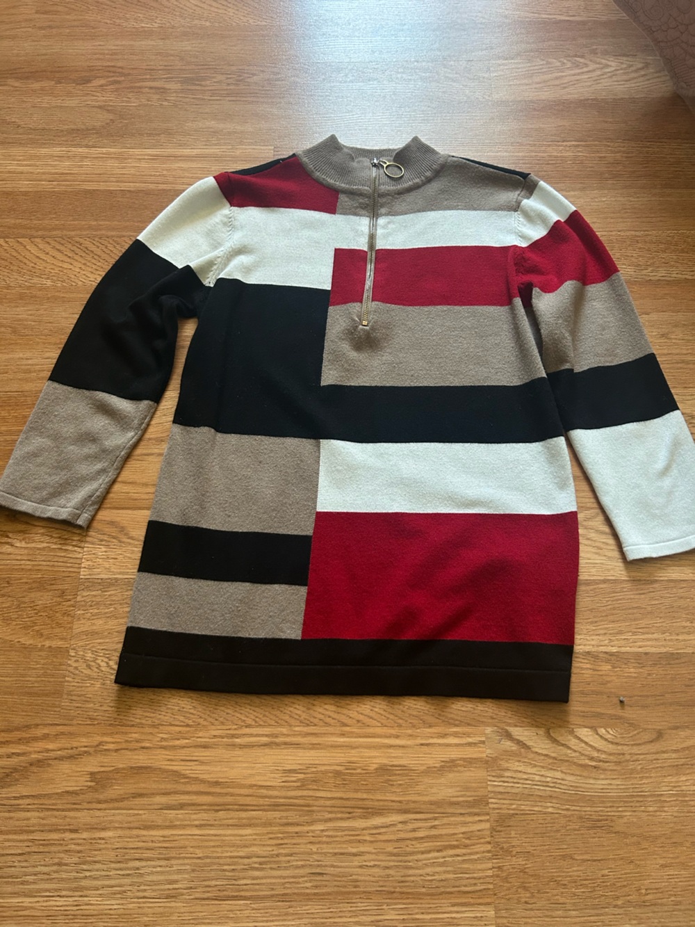 Carol rose Women’s Color block Quarter-Zip Sweater - Red, Black, Tan.Size Small